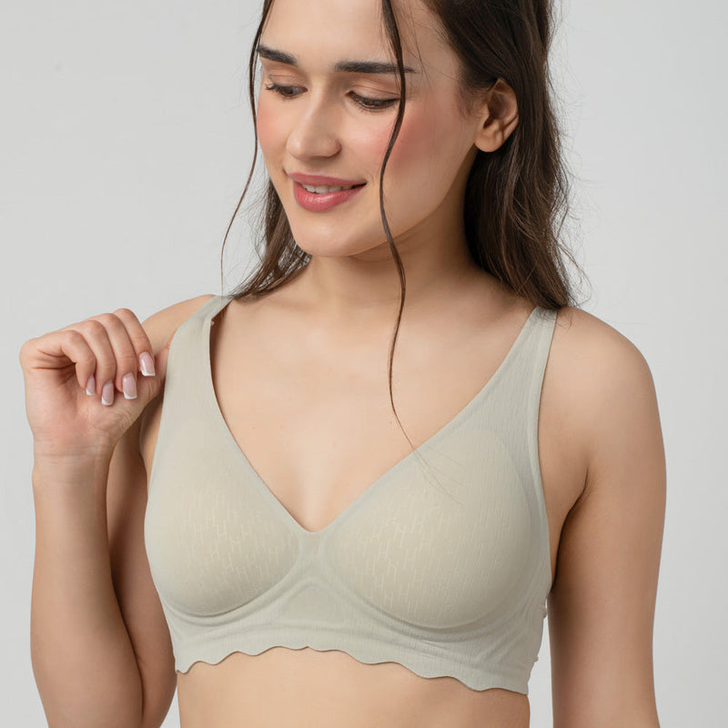 Blake | V-Neck Padded