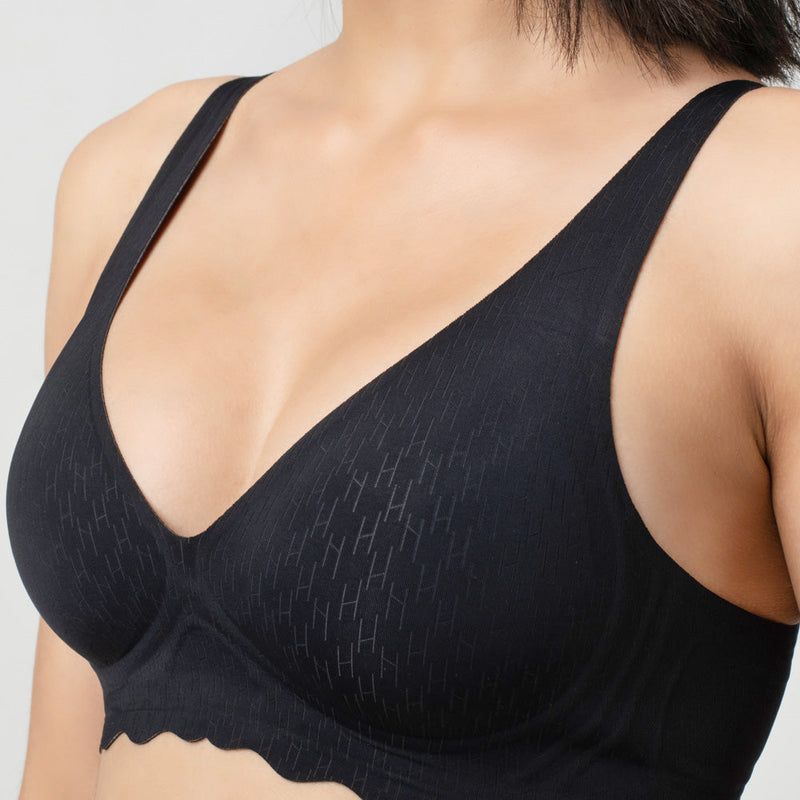 Blake | V-Neck Padded