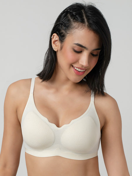 Sienna | V-neck With Scallop Detail Bra
