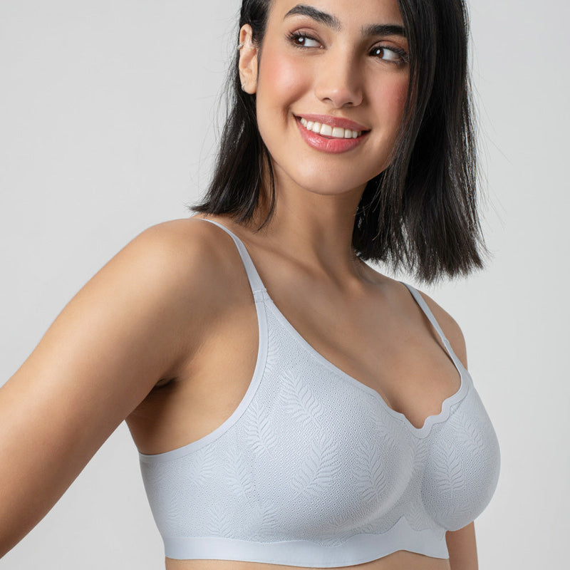Sienna | V-neck With Scallop Detail Bra