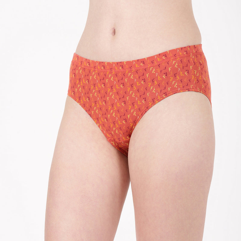 Blossom Dazzel Print Ultra Soft Printed Modal Hipster Panty With Full Coverage And Seamless Look _Pack Of 3