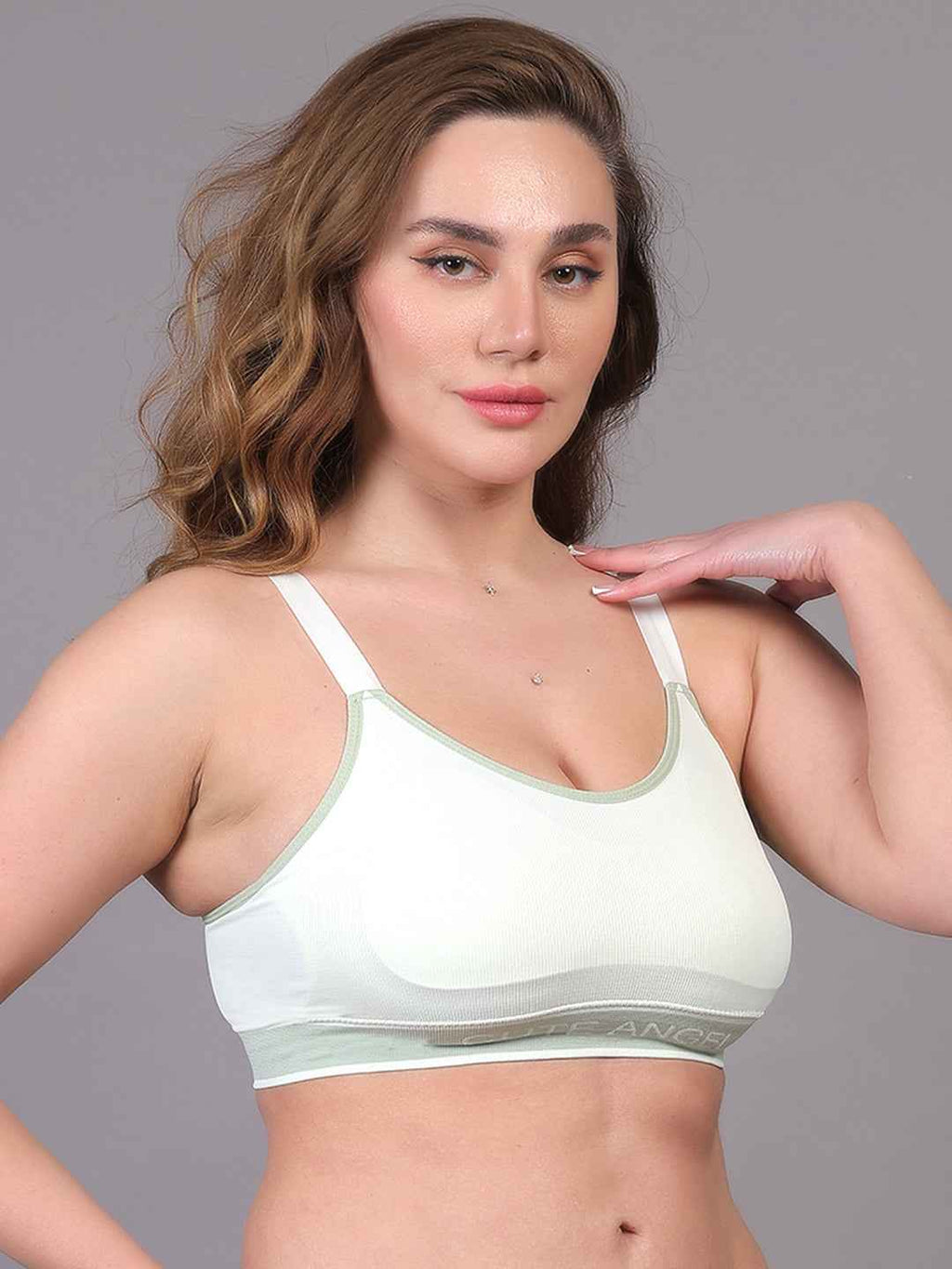 Women Beginners Anti Bacterial Full Coverage Lightly Padded Sports Bra