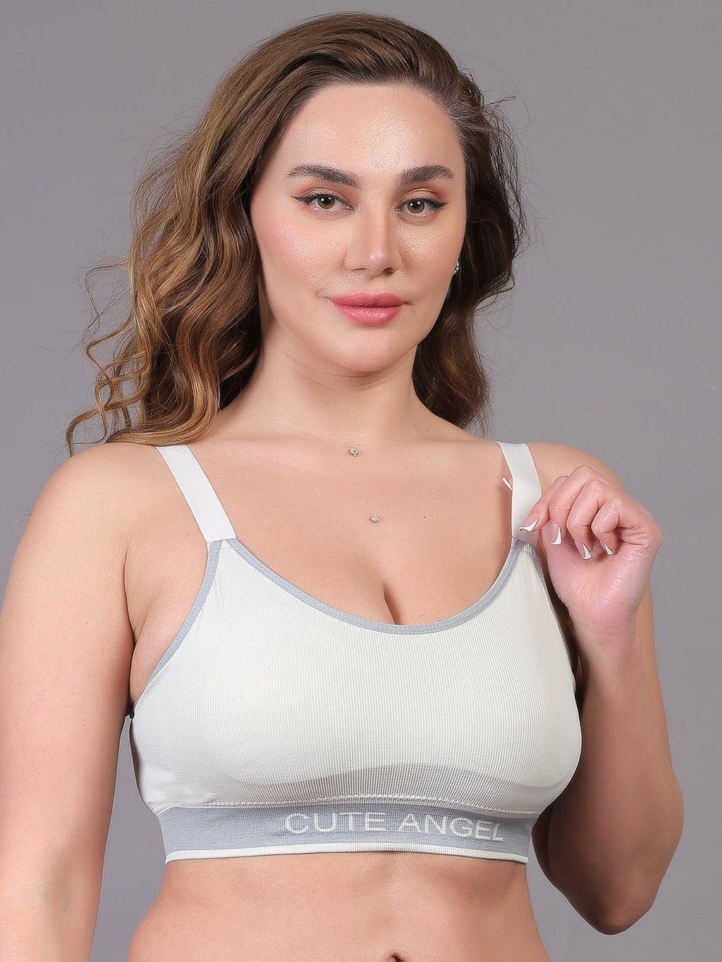 Women Beginners Anti Bacterial Full Coverage Lightly Padded Sports Bra