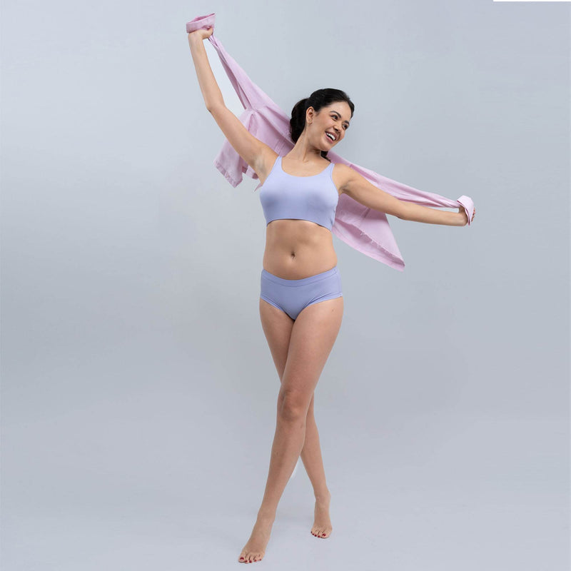 SOIE Woman - Removable Cups Non-Wired Full Coverage Low Impact Slip On Sports Bra - Bra -for Women