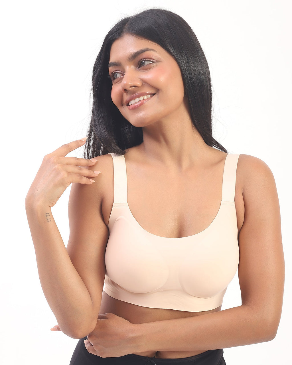 Luna – Wireless Full Coverage Everyday Bra in Beige