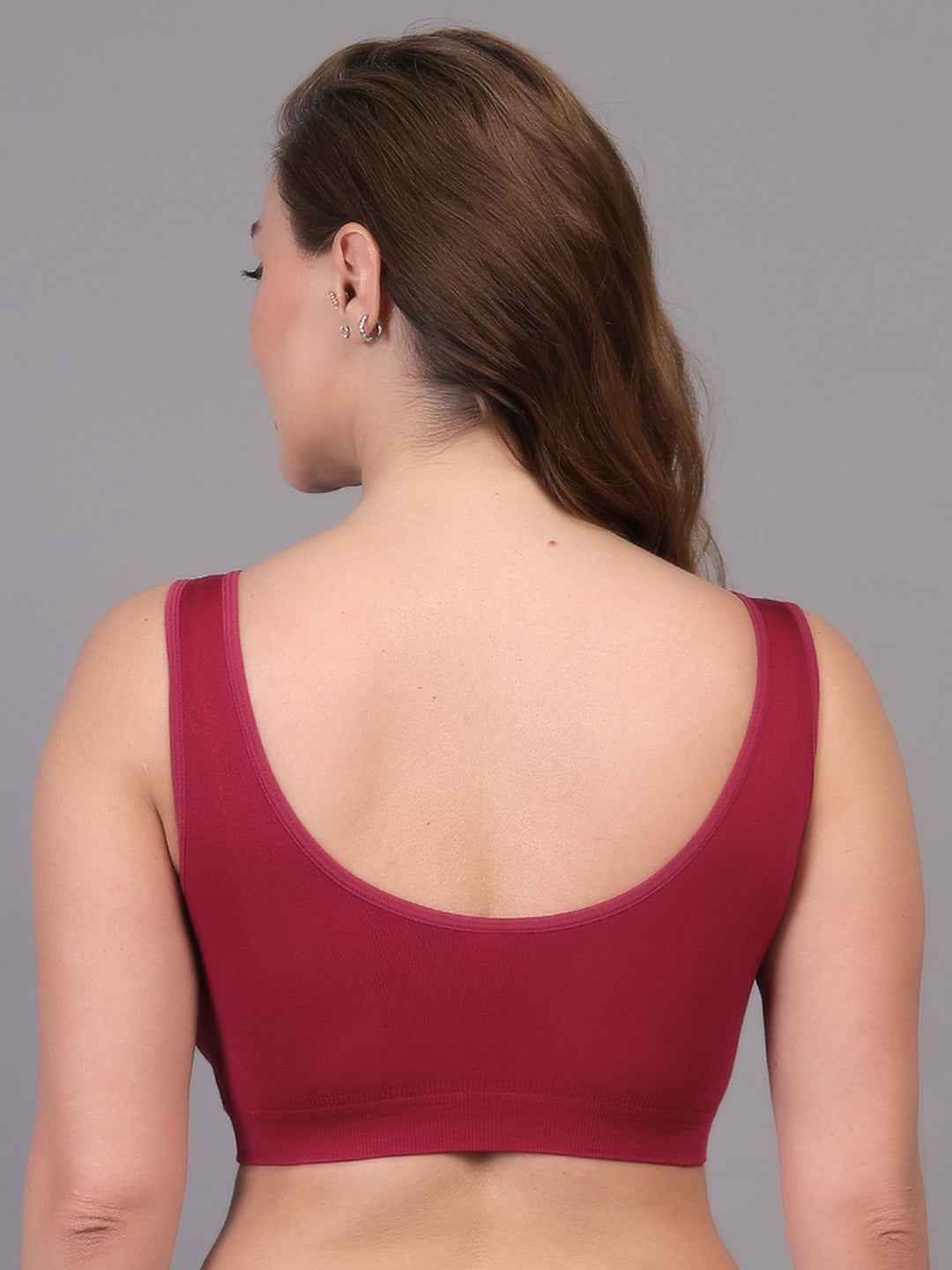 Women Full Coverage Non Wired Lightly Padded Sports Workout Bra