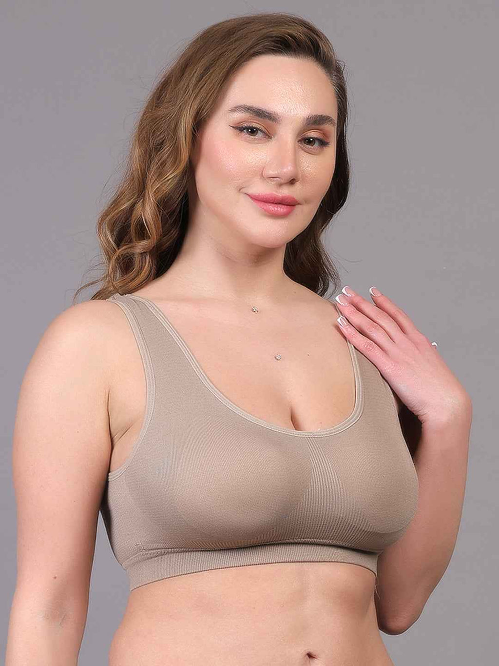 Women Full Coverage Non Wired Lightly Padded Sports Workout Bra (Copy)