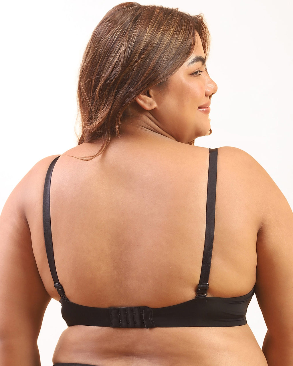 Nina – Padded Underwired T-shirt Bra in Black