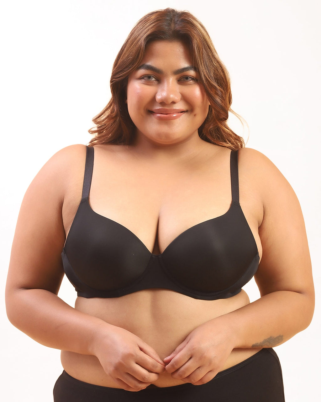 Nina – Padded Underwired T-shirt Bra in Black