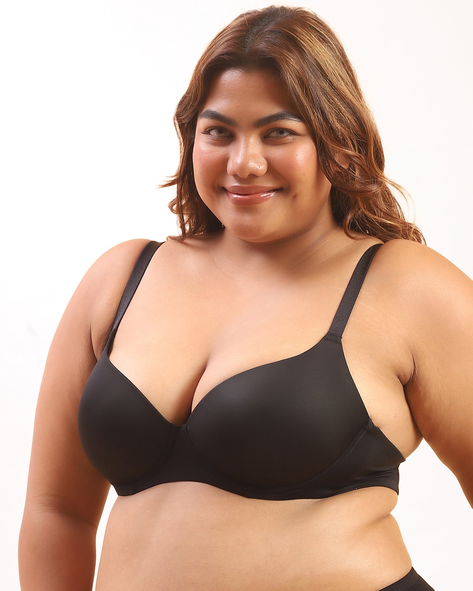 Nina – Padded Underwired T-shirt Bra in Black