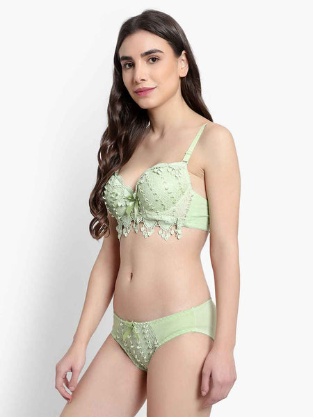 Lace-Designed Heavily-Padded Lingerie Set