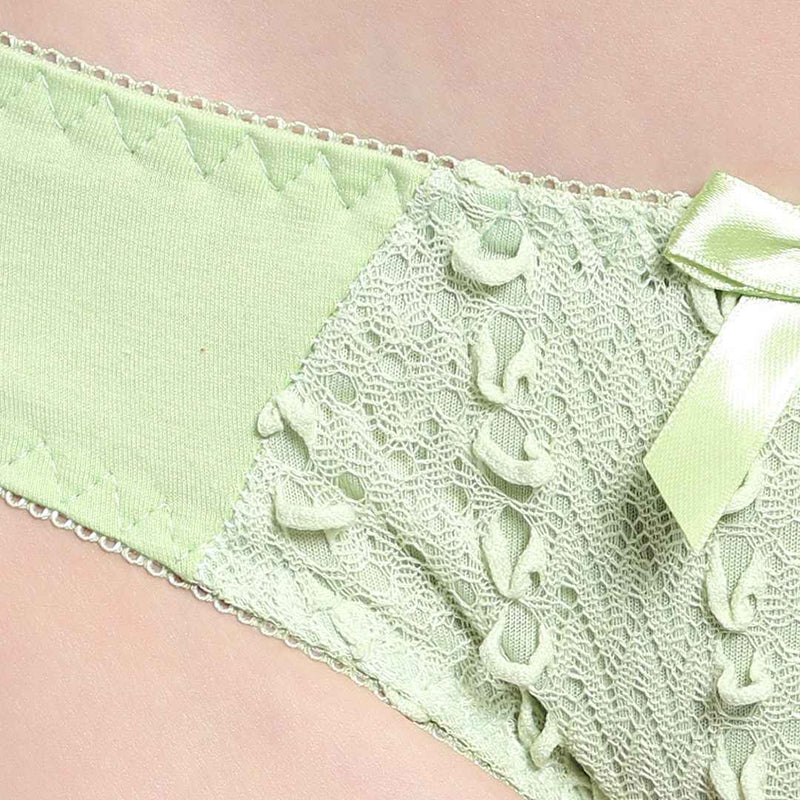 Lace-Designed Heavily-Padded Lingerie Set
