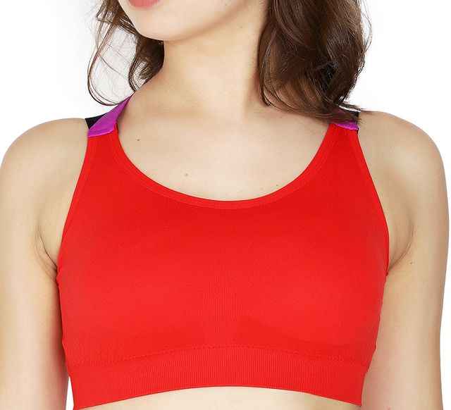 Red Solid Non-Wired Lightly Padded Sports Bra