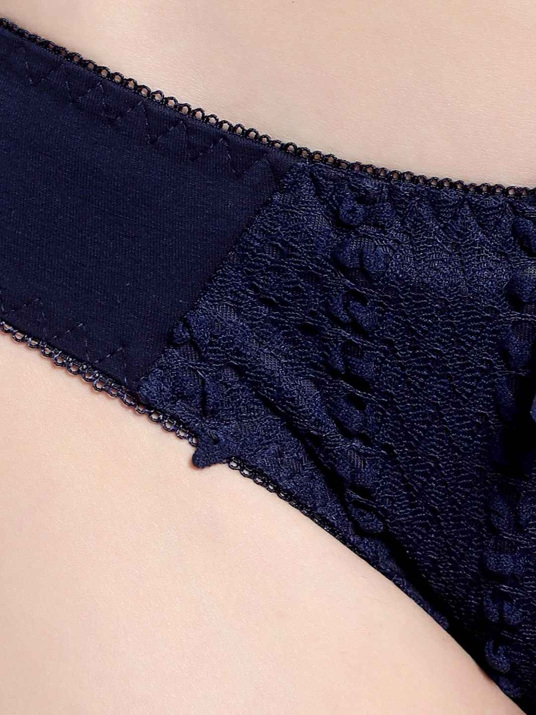 Lace-Designed Heavily-Padded Lingerie Set