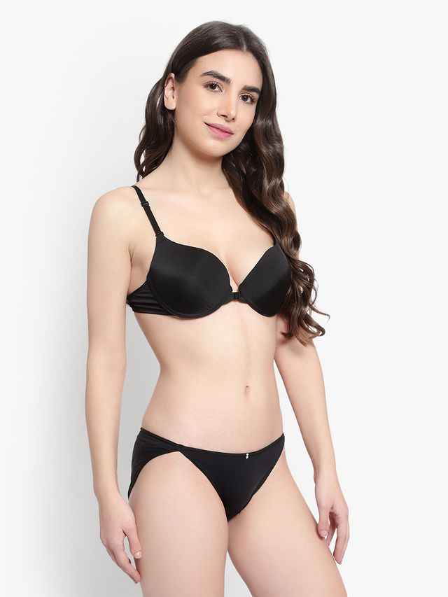Women Black Solid Perfect Front Closure Lingerie