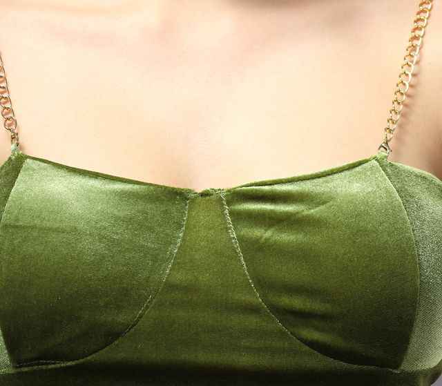 Sweetheart Neck Shoulder Straps Velvet Crop Top