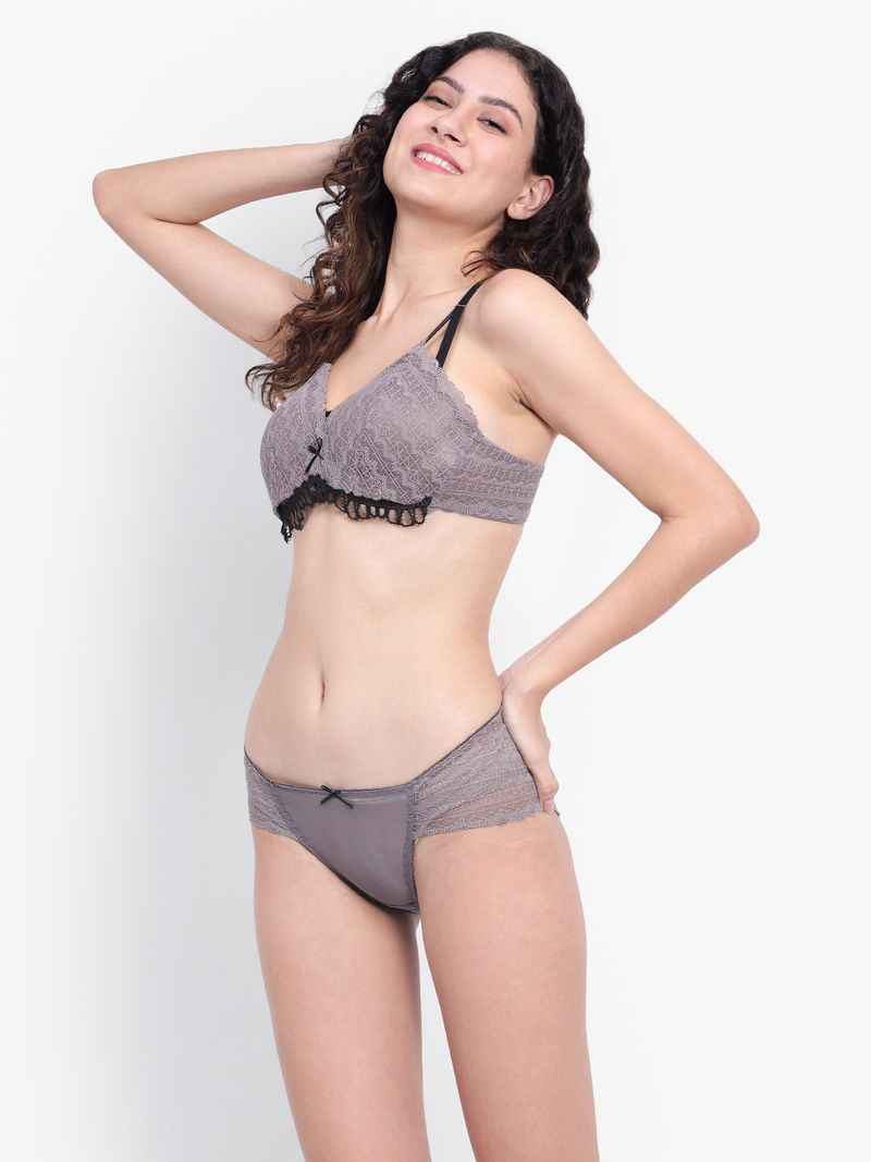 Self Design Lightly Padded Multiway Bra & Briefs