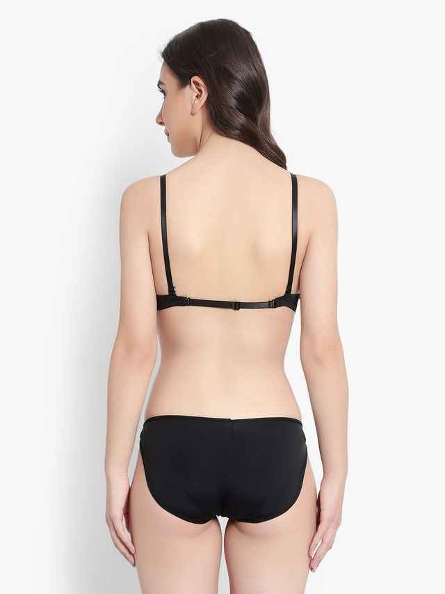 Women Black Solid Perfect Front Closure Lingerie