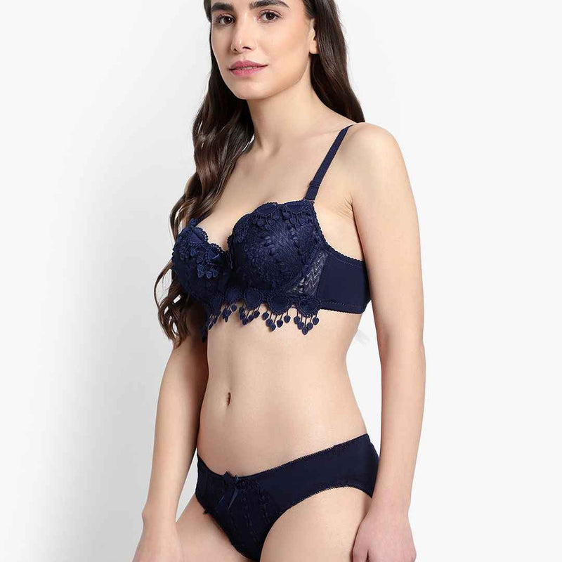 Lace-Designed Heavily-Padded Lingerie Set