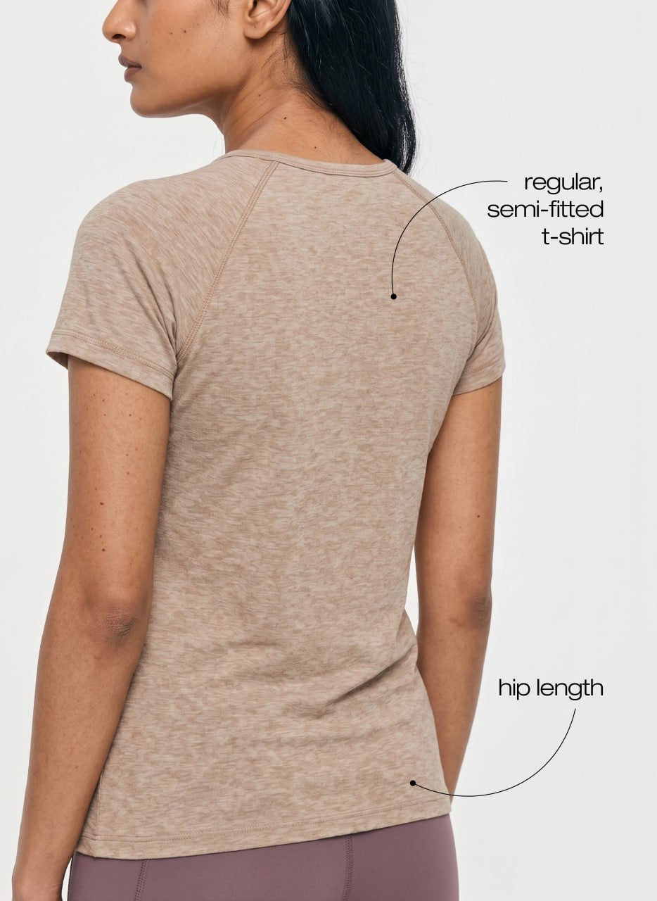 Blossom Breathable, lightweight, and quick-drying with wrinkle-resistant fabric and lasting shape retention.Fit for Gym, Running and Everyday Wear_BL AL T 31