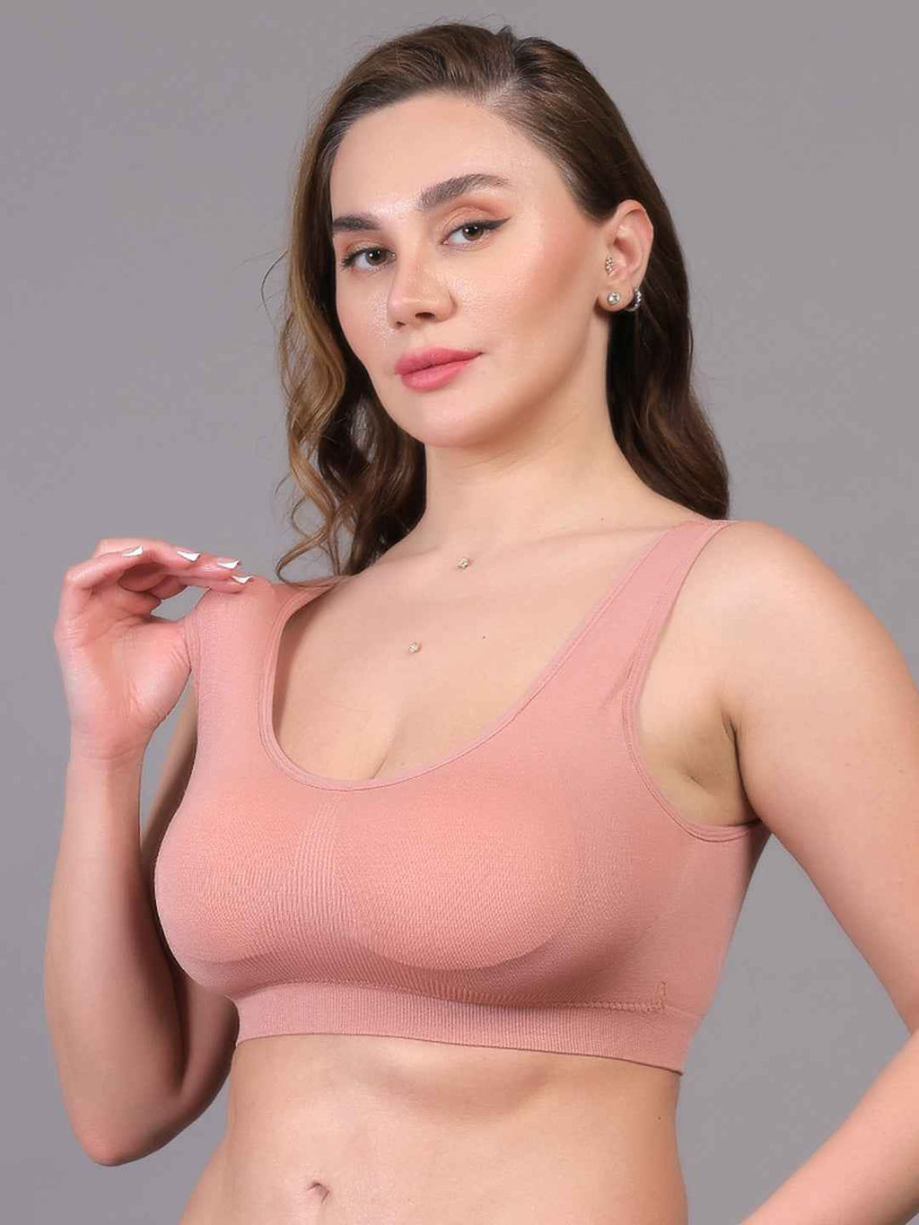 Women Full Coverage Non Wired Lightly Padded Sports Workout Bra