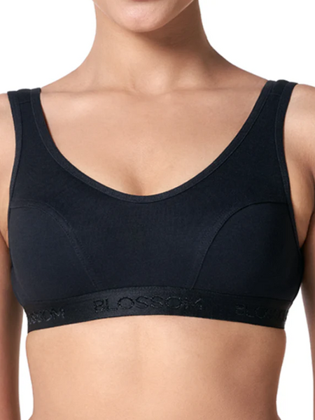 Buy_Blossom_Sporty_Bra_Moderate_Impact_Sports_Bra_Seamed_Cups_Black_1
