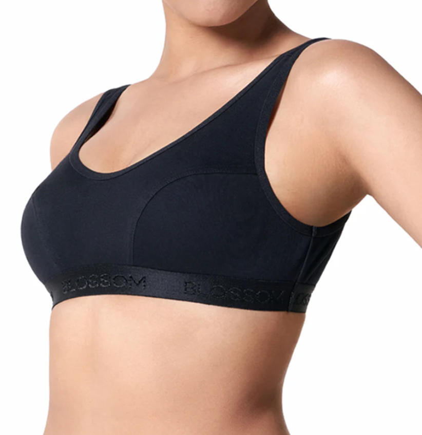 Buy_Blossom_Sporty_Bra_Moderate_Impact_Sports_Bra_Seamed_Cups_Black_2