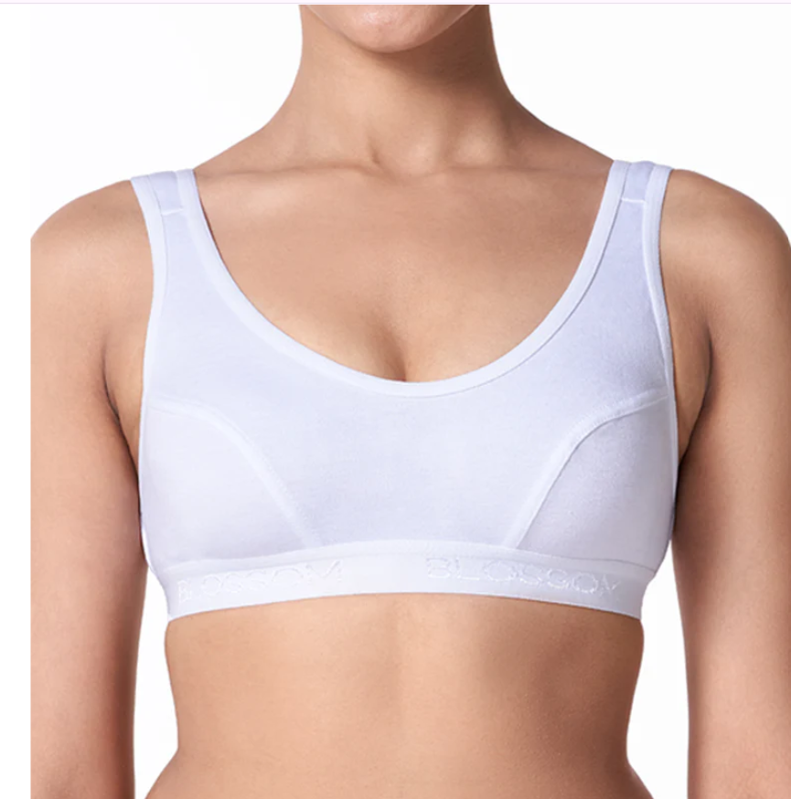 Buy_Blossom_Sporty_Bra_Moderate_Impact_Sports_Bra_Seamed_Cups_White_1