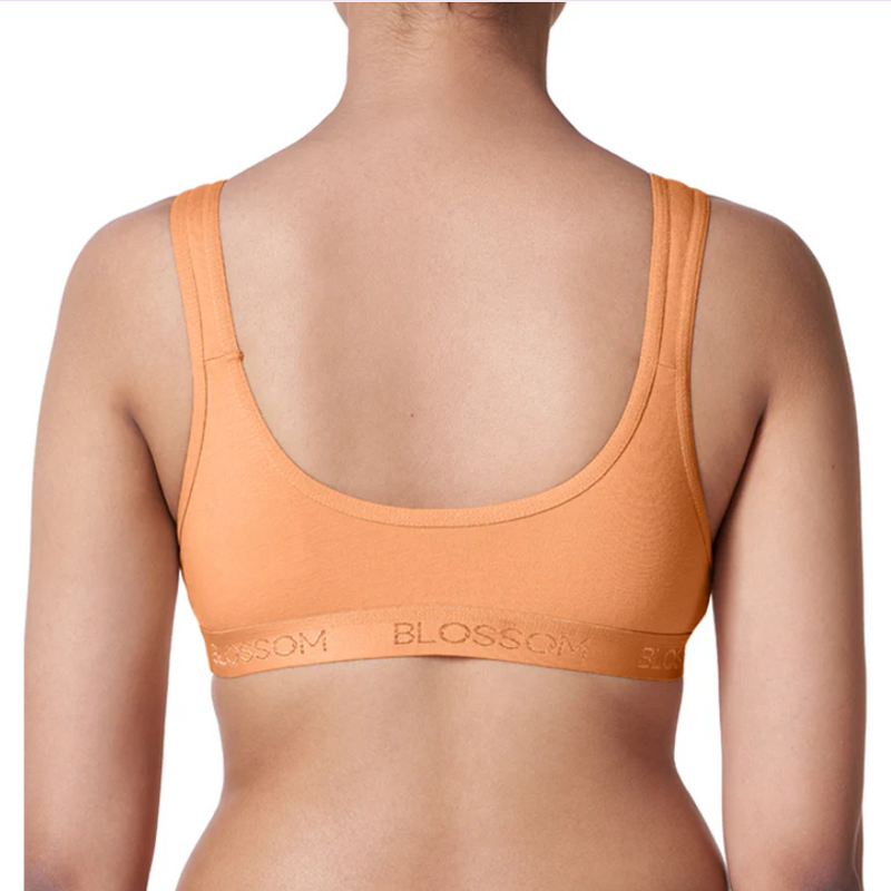 Buy_Blossom_Sporty_Bra_Moderate_Impact_Sports_Bra_Seamed_Cups_Peach_3