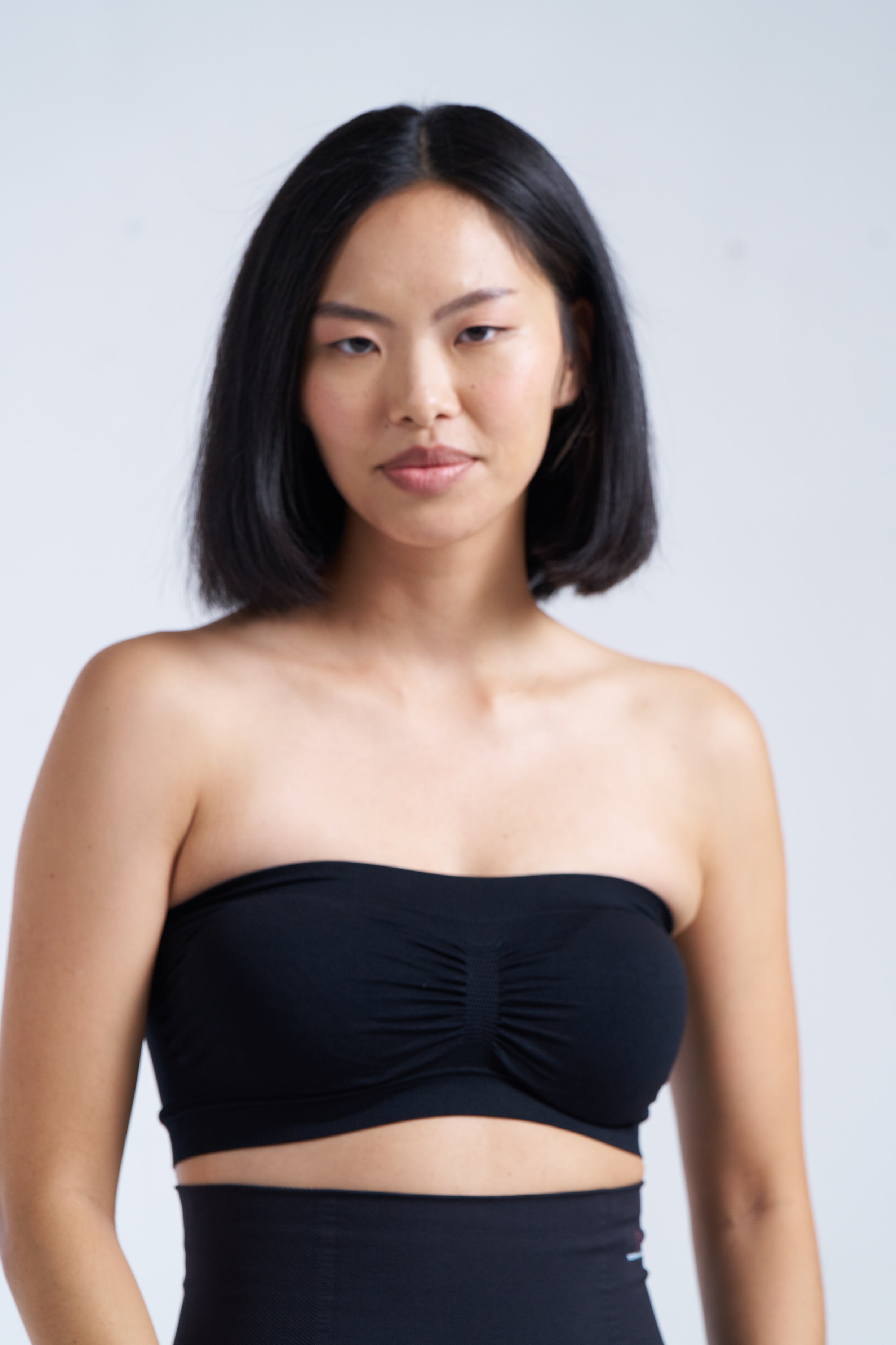 Munns & Mars Seamless Non-Padded Tube Bra - Black