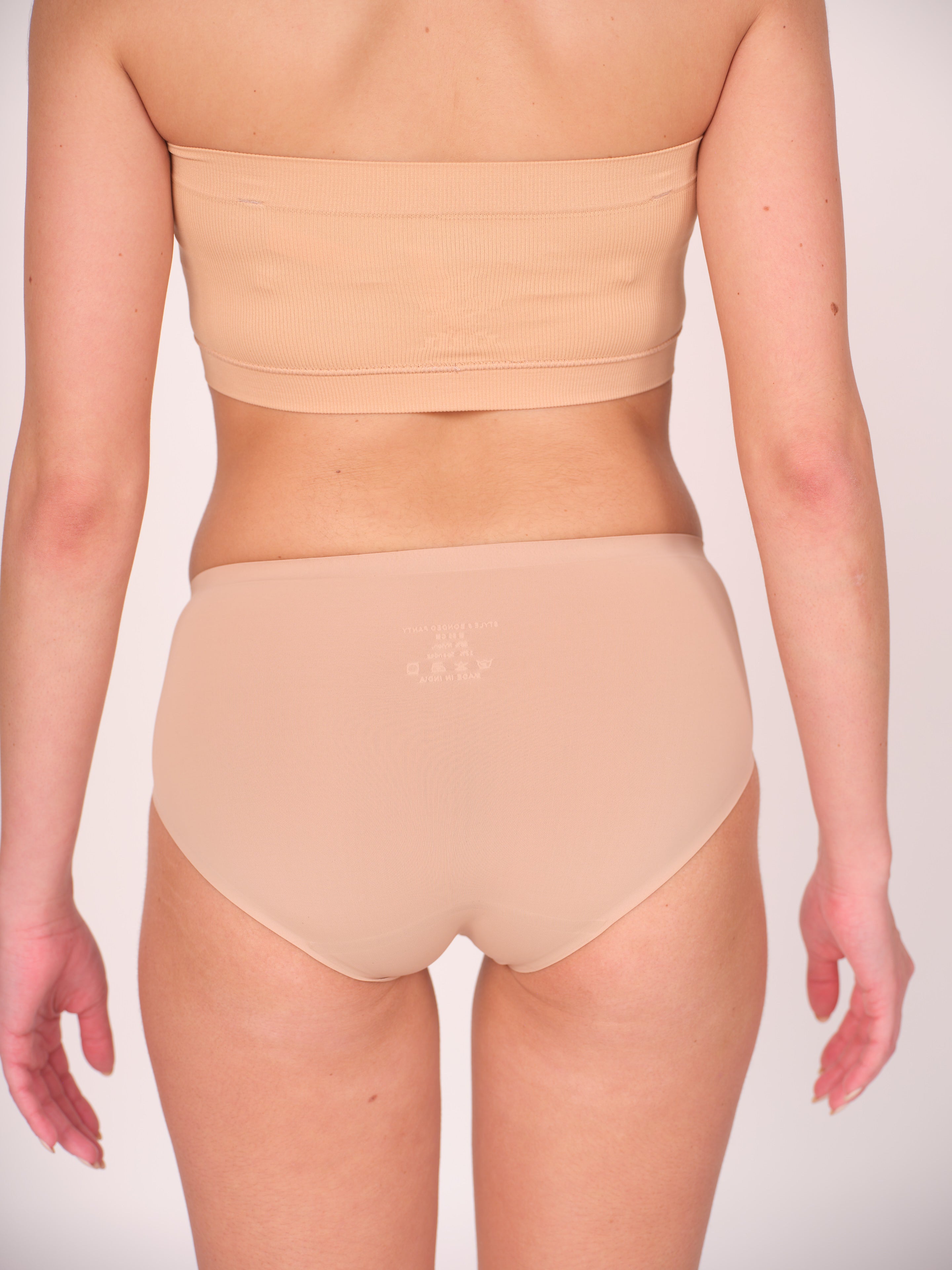 Seamless Bonded Hipster Panty - Beige & Beige