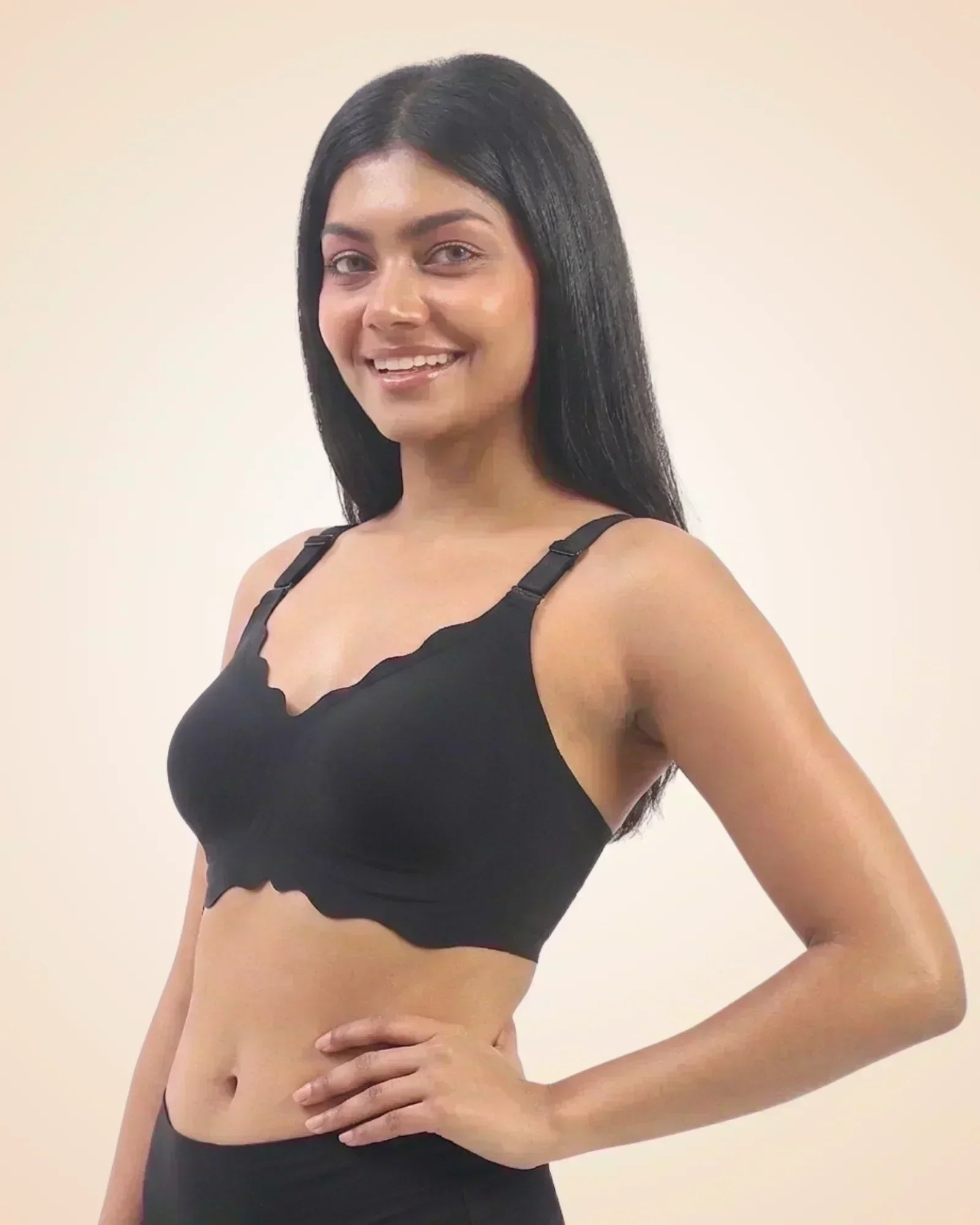 Sofia – Black Seamless Wireless All Day Bra