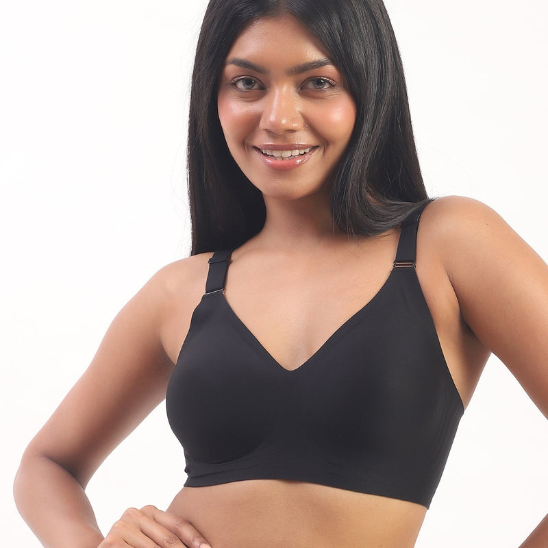 Everyday Black Duo- Bello & Vera Black Seamless Wirefree Bras